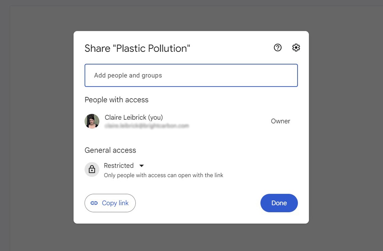 Screenshot of the Share pop-up box with access options in Google Slides